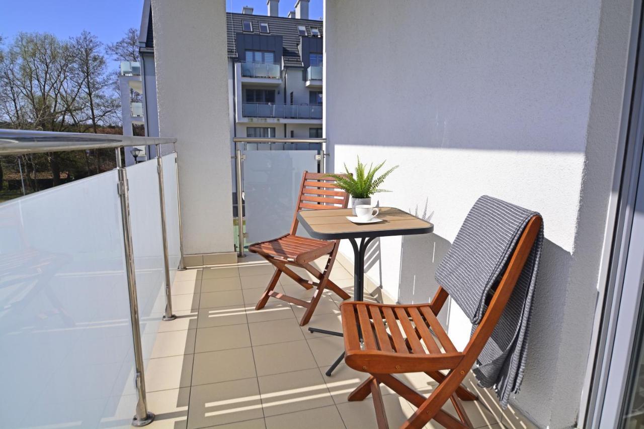 Apartamenty Bryza - Osiedle Ulanska - Parking Swinemünde Exterior foto