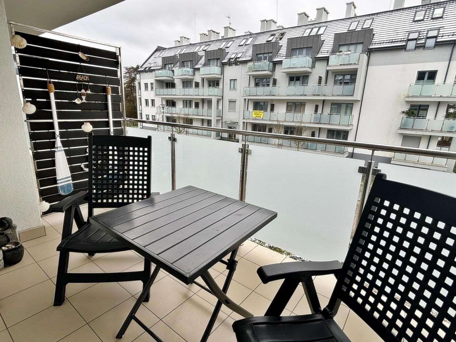 Apartamenty Bryza - Osiedle Ulanska - Parking Swinemünde Exterior foto